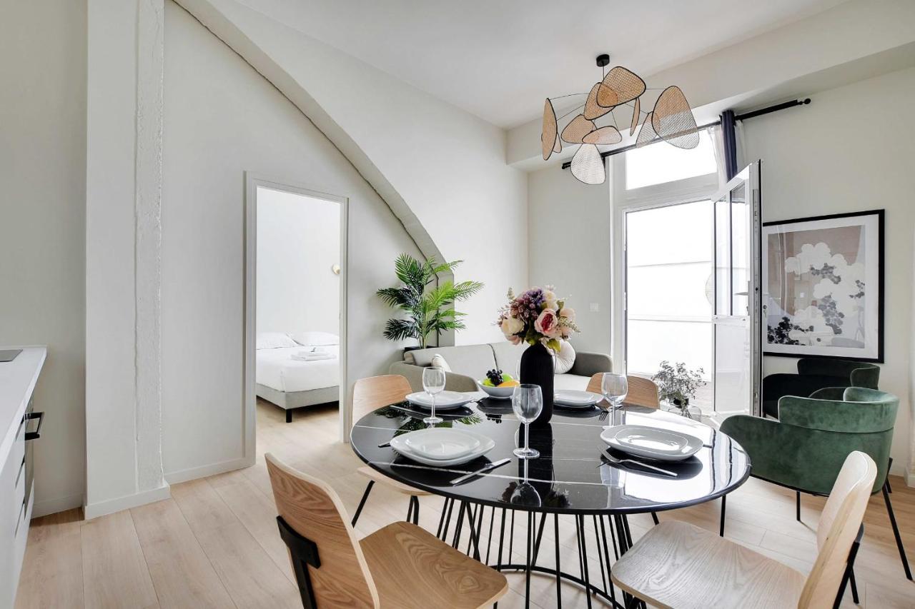 Magnificent - 2br-6p - Eiffel Tower Apartment Paris
