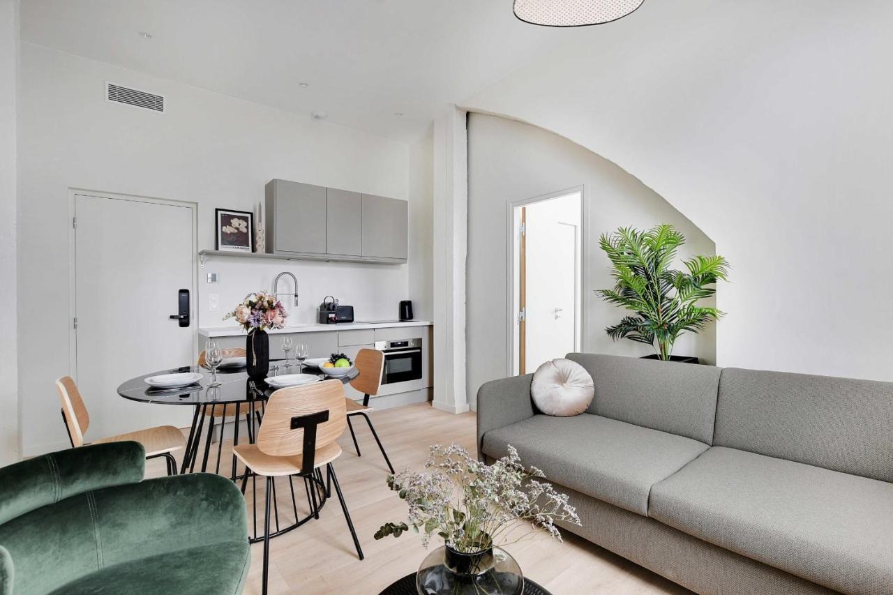 Magnificent - 2br-6p - Eiffel Tower