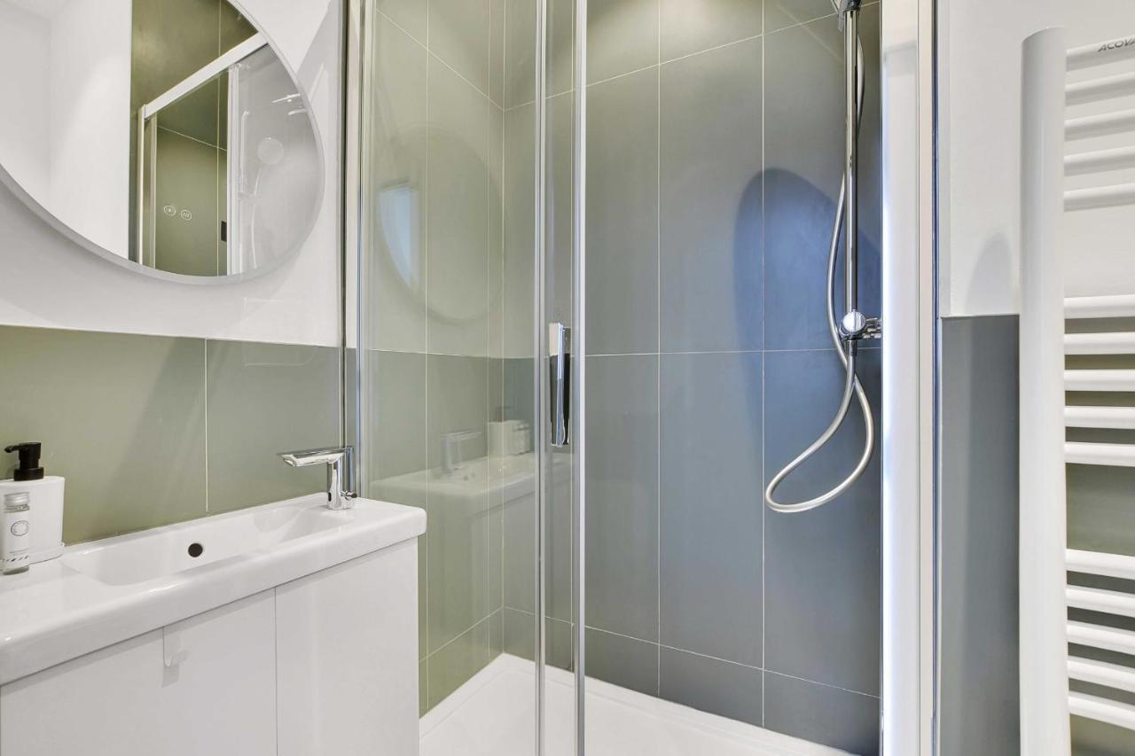 Appartement Magnificent - 2br-6p - Eiffel Tower Parijs
